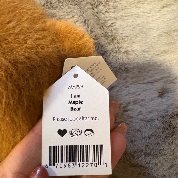 Jellycat Maple Bear Retired Rare and HTF BNWT - Picture 3 of 4